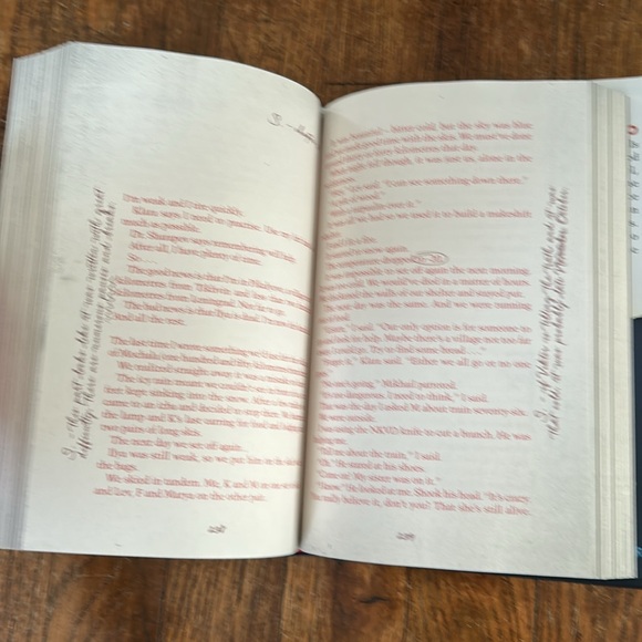 Red Stats - The case of Victor and Nadia’s Notebook by Davide Morosinotto - Picture 5 of 6